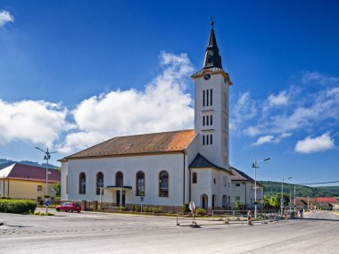 Uhrovec, Slovakya 'daki Katolik Kilisesi.