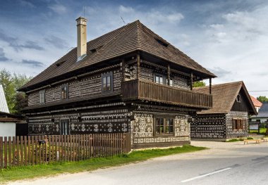 Cicmany 'deki ahşap evler, halk mimarisi, Slovakya.