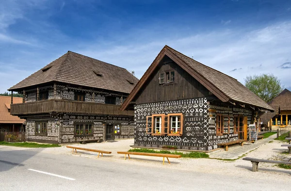 Cicmany Deki Ahşap Evler Halk Mimarisi Slovakya — Stok fotoğraf