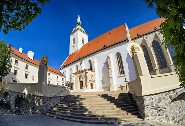Szent Márton Gótikus Székesegyház Koronázási Templom Pozsony Szlovákia — Stock Fotó