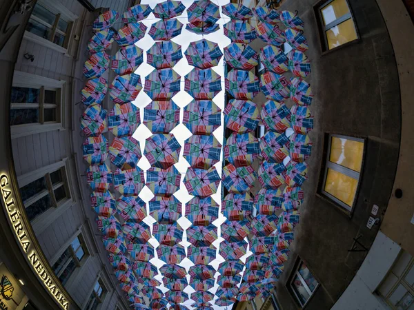 Nedbalova Street Umbrellas Bratislava Slovakia ロイヤリティフリーのストック写真