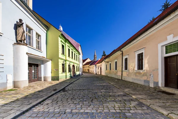 Kapitulska Street Klarisky Church Tower Historic Street Bratislava Eslovaquia — Foto de Stock