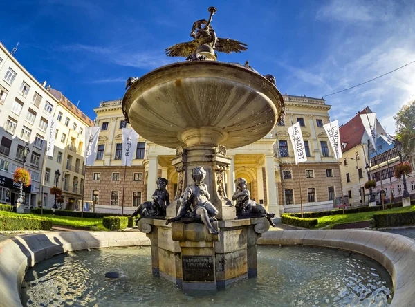 Théâtre National Slovaque Fontaine Ganymède Bratislava Slovaquie — Photo