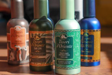 Tesori d 'oriente parfümü, farklı kokular, deodorant, renkli