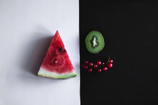 Fruits Différents Sur Fond Abstrait Coloré Diversité — Photo