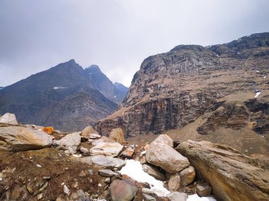 Dağlarda seçici bir odak noktası.