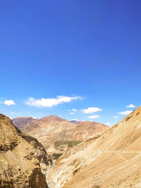 Hermoso Paisaje Del Himalaya Del Valle Spiti Con Cielo Azul —  Fotos de Stock