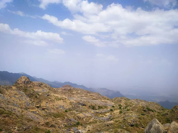 Hermosas Nubes Sobre Las Montañas Mount Abu Una Estación Montaña — Foto de Stock