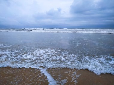 ada cennet deniz ortasında güzel güneşli tropikal plaj
