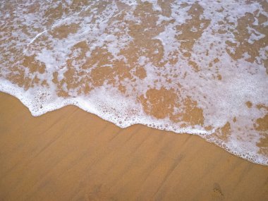 Güzel tropikal manzara plaj deniz ve kum tatil için