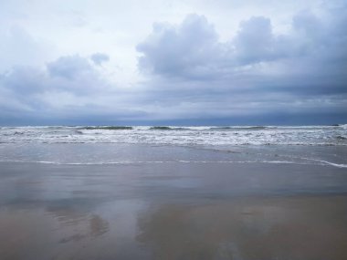 sky over the wave with sea beach