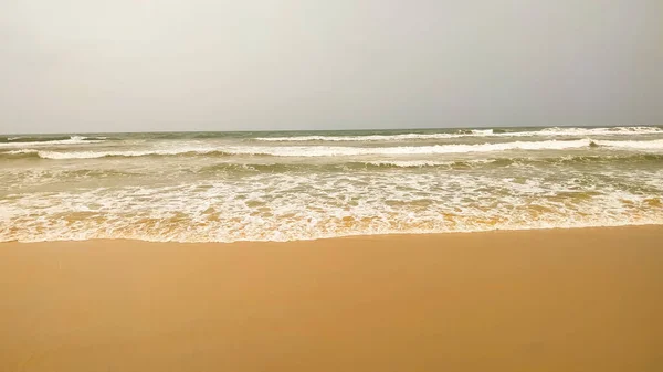 Vague Douce Sur Une Plage Sable — Photo