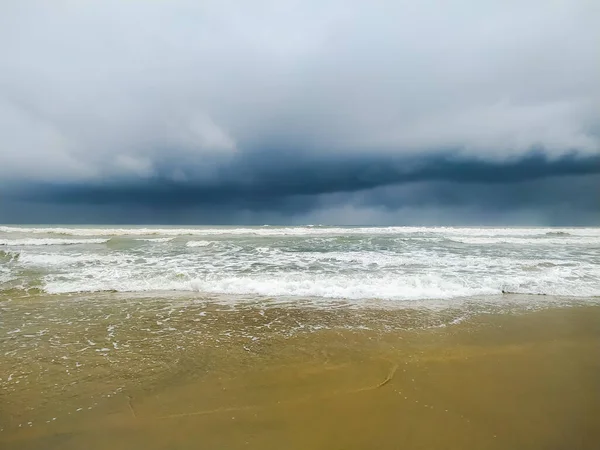 Beautiful Waves Beach Storm Sky — Stok fotoğraf