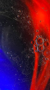 soyut makro fotoğraf renkli arkaplan yağ damlaları ve suyun üzerinde yüzen hava kabarcıkları