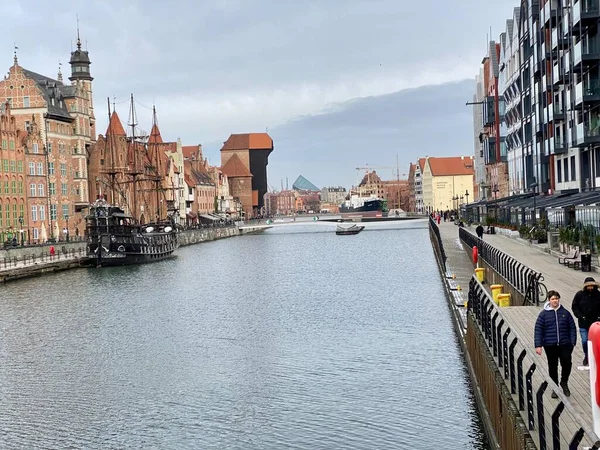 Gdansk Poland January 2022 Old Town Historic Buildings Motlawa River — Fotografia de Stock