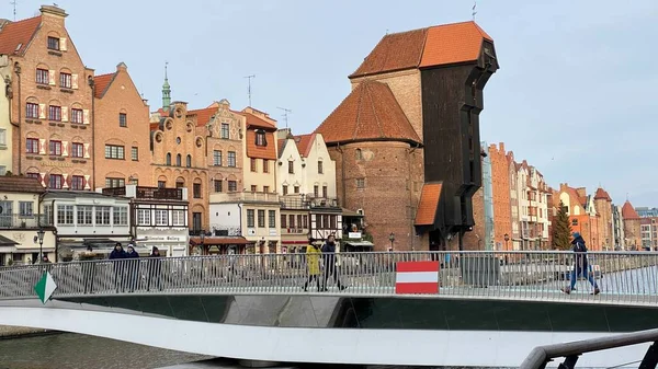 Gdańsk Polska Stycznia 2022 Stare Miasto Zabytkowe Budynki Nad Rzeką — Zdjęcie stockowe