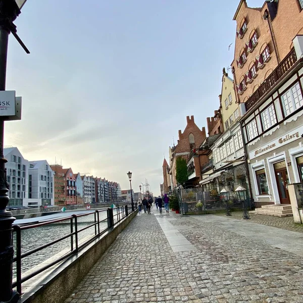 Gdansk Polônia Janeiro 2022 Cidade Velha Edifícios Históricos Rio Motlawa — Fotografia de Stock