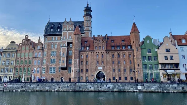 Gdansk Poland January 2022 Old Town Historic Buildings Motlawa River — Fotografia de Stock