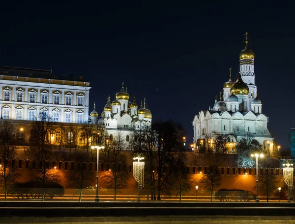 Moskau Russland Nachtansicht Des Kremlewskaja Ufers Der Kreml Tempel Glockenturm — Stockfoto