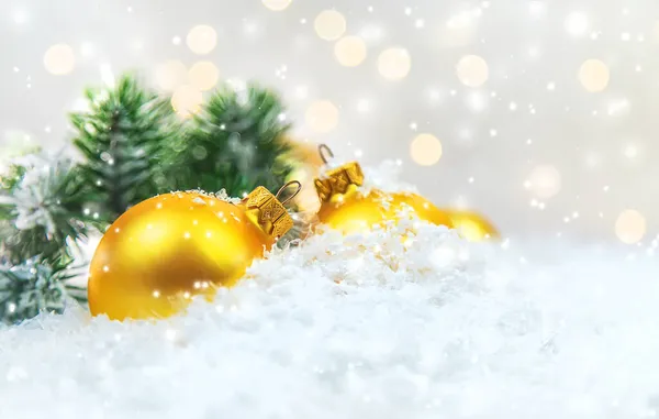 Tarjetas Navidad Con Nieve Decoración Enfoque Selectivo Año Nuevo —  Fotos de Stock