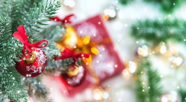 Χριστουγεννιάτικες Κάρτες Χιόνι Και Διακόσμηση Επιλεκτική Εστίαση Νέο Έτος — Φωτογραφία Αρχείου