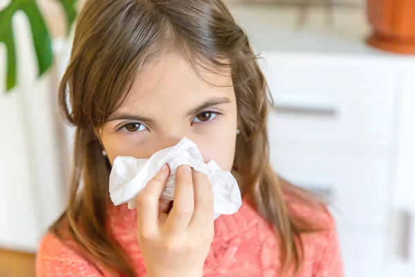 Child Wipes Runny Nose Napkin Selective Focus People — Stock Photo, Image