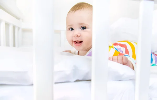 Baby Wieg Gaat Naar Bed Selectieve Focus Mensen — Stockfoto