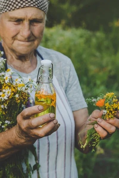 Old Woman Makes Herbal Tincture Selective Focus Nature — Stock Photo, Image