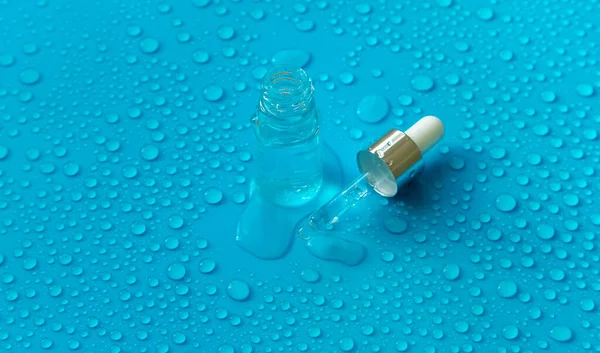 Bottle Cosmetics Drops Liquid Moisturizing Hyaluronic Acid Selective Focus Spa — 스톡 사진