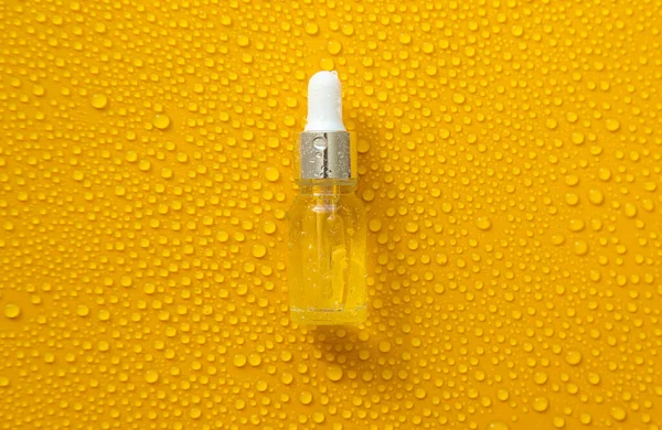 Fles Cosmetica Druppels Vloeistof Hydraterend Hyaluronzuur Selectieve Focus Kuuroord — Stockfoto