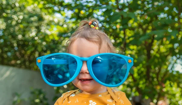 Children Enjoy Nature Glasses Selective Focus Nature — стоковое фото