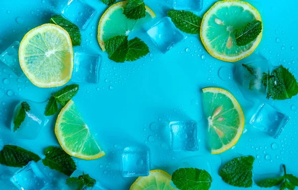 Blue Background Mint Lemon Ice Cubes Selective Focus Summer — Foto de Stock
