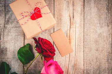 Bayram aşkı teması ve keyifli bir ruh hali üzerine güzel bir geçmiş. Seçici odaklanma. tatiller.