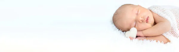 Neugeborenes Baby Schlafend Auf Weißem Hintergrund Selektiver Fokus Menschen — Stockfoto