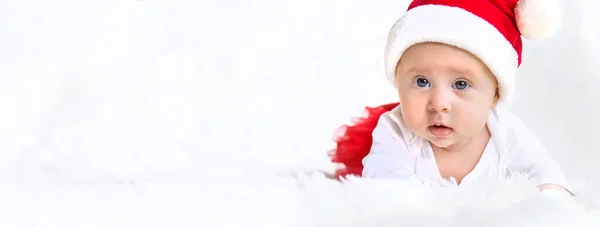 打扮成圣诞老人的婴儿 圣诞节 有选择的重点 — 图库照片