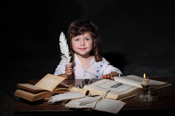 Little Girl Writes Letter Pen Ink — Stock Photo, Image