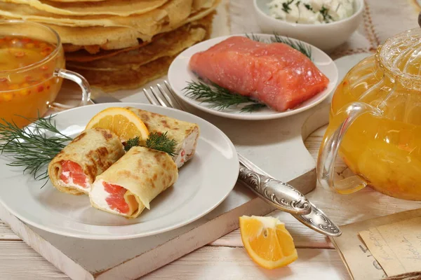 Pancakes Salmon Cream Cheese Red Caviar White Background — Stock Photo, Image