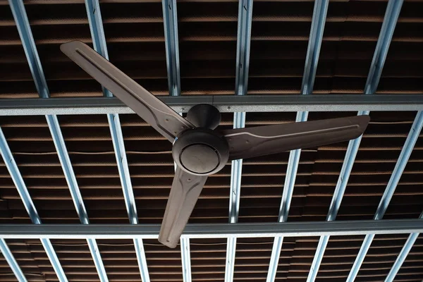 Yogyakarta Indonesië Oktober 2021 Een Ventilator Boven Een Café Industriële — Stockfoto