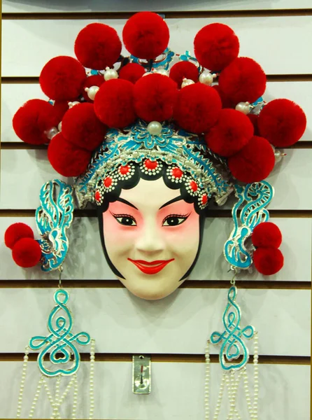 Beautiful Souvenirs Chinese Opera Dolls Traditional Clothes Display Merchandise Store — 图库照片