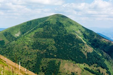 Peak Stoh - Krivanska Mala Fatra 'nın en yüksek ve en karakteristik zirvelerinden biri..