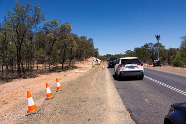 Peak Downs karayolundaki araç trafiği durduruldu. Yol bakımı ve modernizasyon....