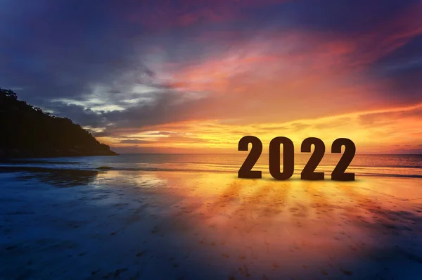 Silhouette Number 2022 Letters Sunset Beach Background Starting New Year — Stock Photo, Image