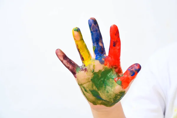 Красочные Окрашенные Руки Ребенка Белом Фоне Творческий Смешной Артистический Счастливый — стоковое фото