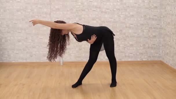 Beautiful Young Woman Dancer Stretching Studio Classical Dance Training Session — Stockvideo