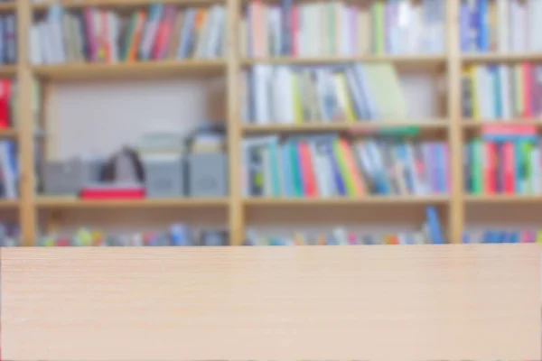 Empty wooden table on library background. Copy space — Stock Photo, Image