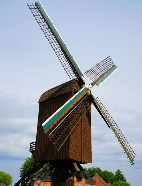 Post Mill 1709 Earliest Type European Windmill Whole Body Mill — Stock Photo, Image