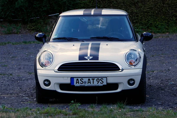 Rheine Nrw Γερμανία Αυγούστου 2022Front View White Mini Cooper Black — Φωτογραφία Αρχείου