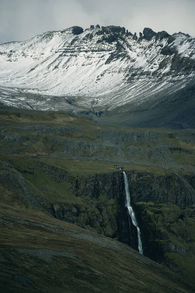 Montañas Nieve Islandia Hermoso Paisaje Natural Día —  Fotos de Stock
