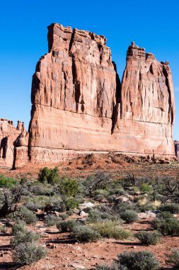 Arches Ulusal Parkı 'ndaki Park Avenue Viewpoint' te kızıl kaya oluşumları - Utah, ABD