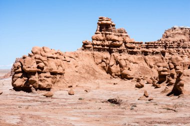 Goblin Vadisi Eyalet Parkı 'nda olağandışı kaya oluşumları - Utah, ABD